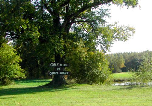 Golf de Champs -Romain en Nord Dordogne